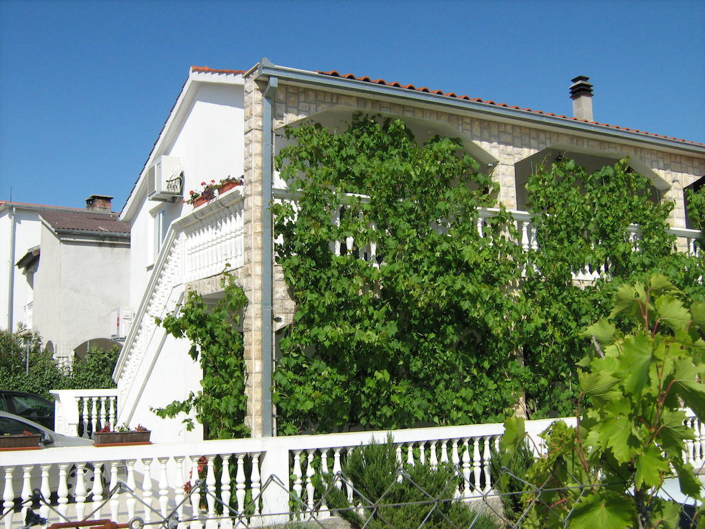 Apartments Anton فوديس المظهر الخارجي الصورة